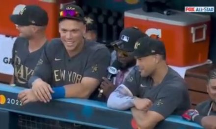 David Ortiz jokes with Aaron Judge and Giancarlo Stanton during the MLB All-Star Game,