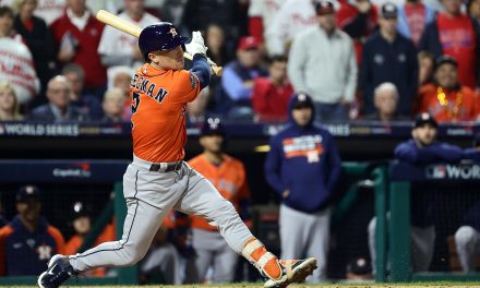 2022 World Series: Astros offense comes alive in Game 4 win