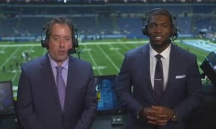 Kenny Albert and Jonathan Vilma recap the Jacksonville Jaguars’ 31-21 win over the Indianapolis Colts