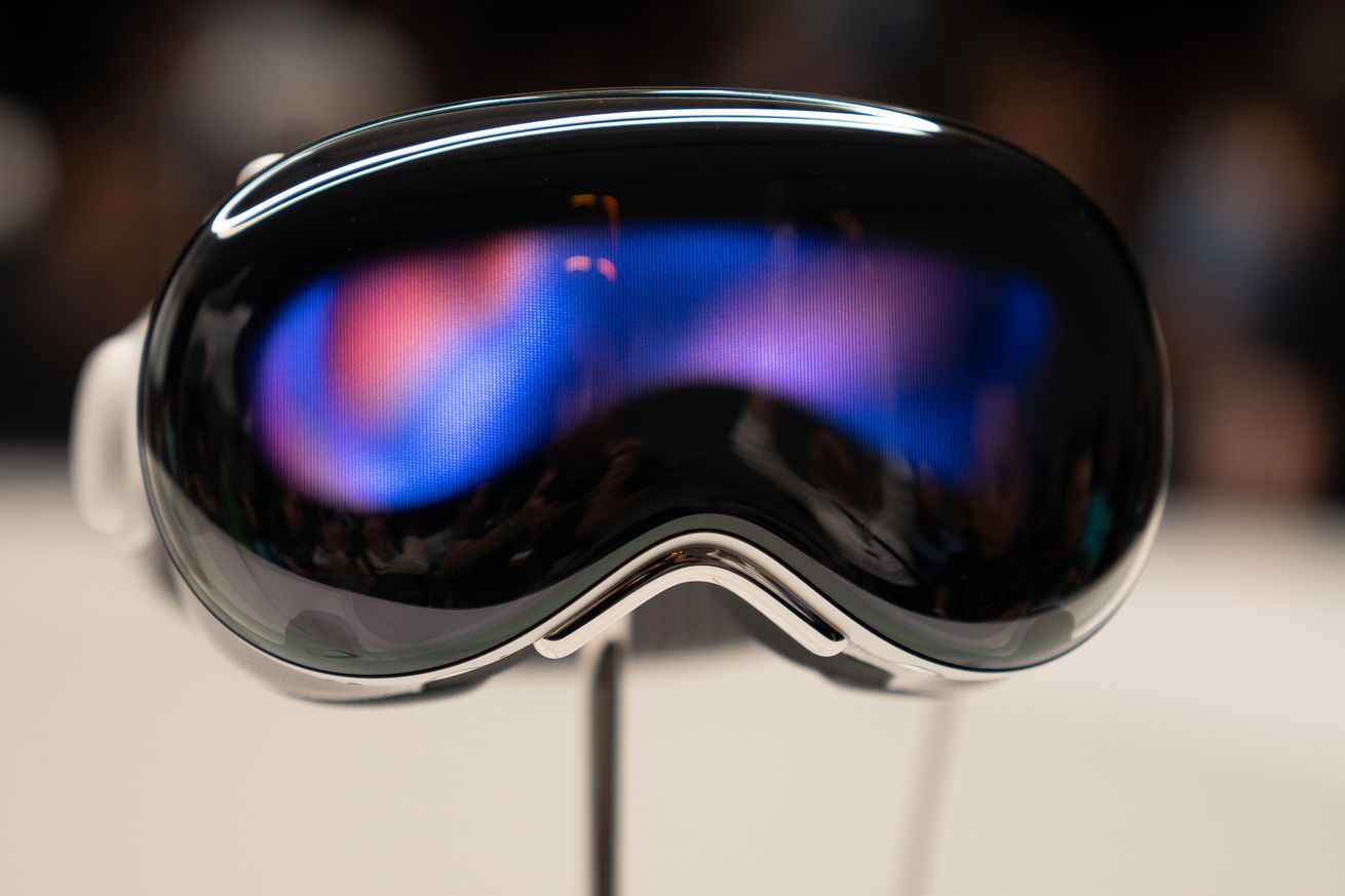 Apple’s cheaper Vision Pro follow-up still won’t be cheap | STL Homelife